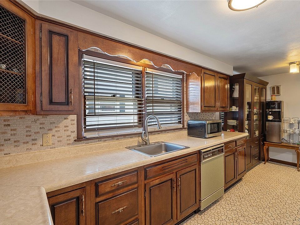 322 Wheaton Rd, Syracuse, NY 13203 Zillow