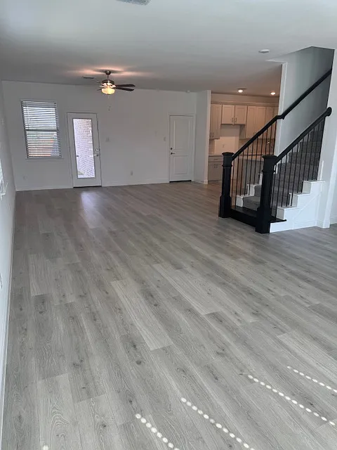 4 bed, 1883 sqft, $2,295 — Photo 4