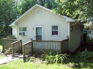 644 S Lakeview Dr, Lowell, IN 46356