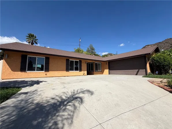 1543 N Hilltop Dr, Azusa, CA 91702