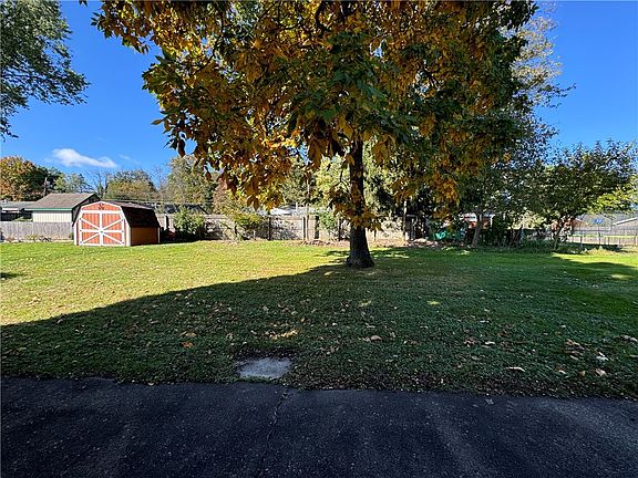 2nd image of 3413 E Stag Dr