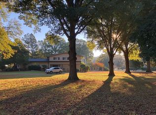 544 Peterson Lake Rd, Collierville, TN 38017