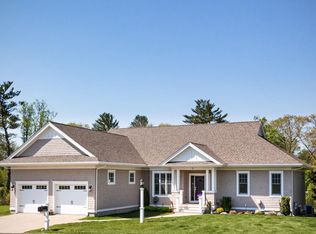 25 Chittenden Ln, Cohasset, MA 02025