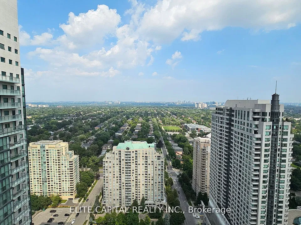 5162 Yonge St #LPH307