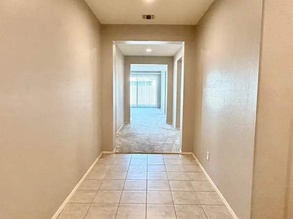 22560 E Via Estancia, Queen Creek, AZ 85142