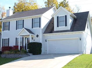 911 E 126th Ter, Olathe, KS 66061