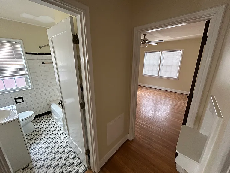2116 Emerson Ave #4 — Photo 15