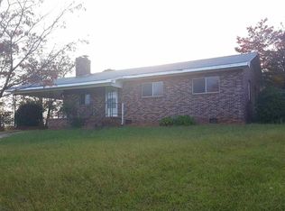 235 Robert Grant Dr, Westminster, SC 29693