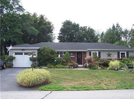 1st image of 26 Park Hill Dr