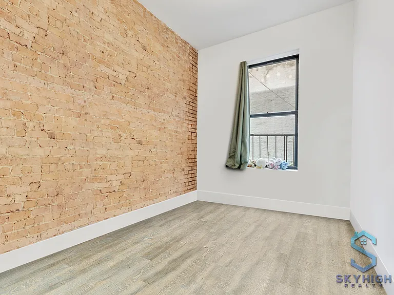 723 Knickerbocker Ave #3C — Photo 5