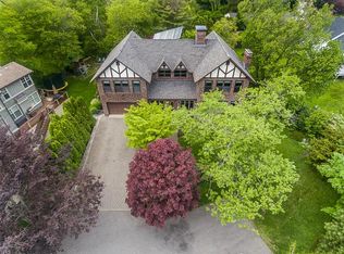 7 Dennett Rd, Marblehead, MA 01945