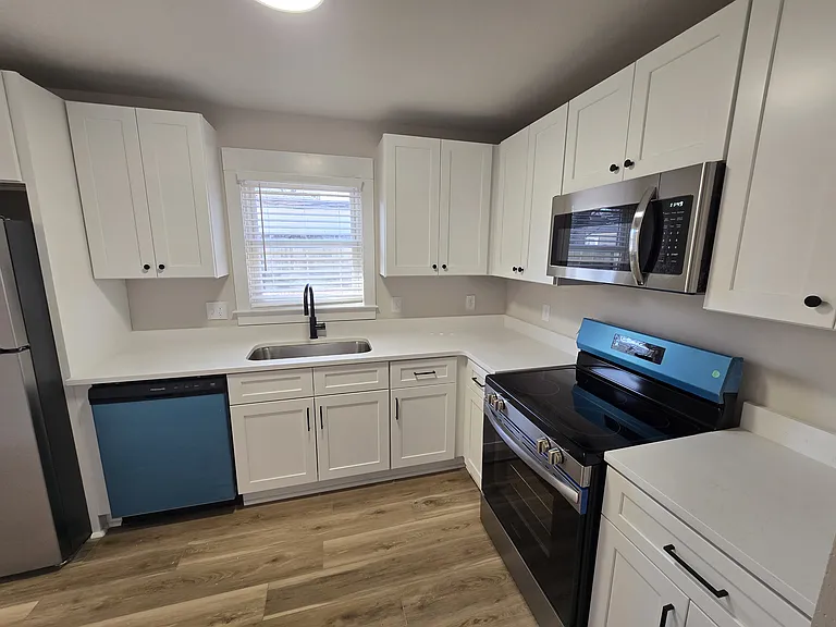 705 S Broad St #E — Photo 9