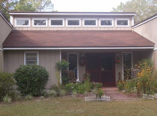 131 Hidden Lake Trl, Hawthorne, FL 32640