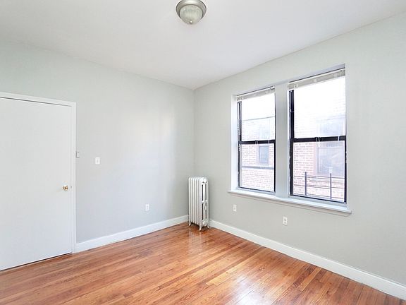 4th image of 235 W 146th St #A8