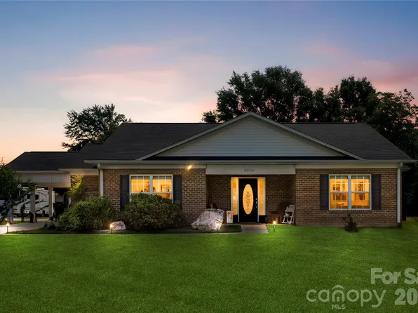 5250 Hickory Grove Rd, Mount Holly, NC 28120