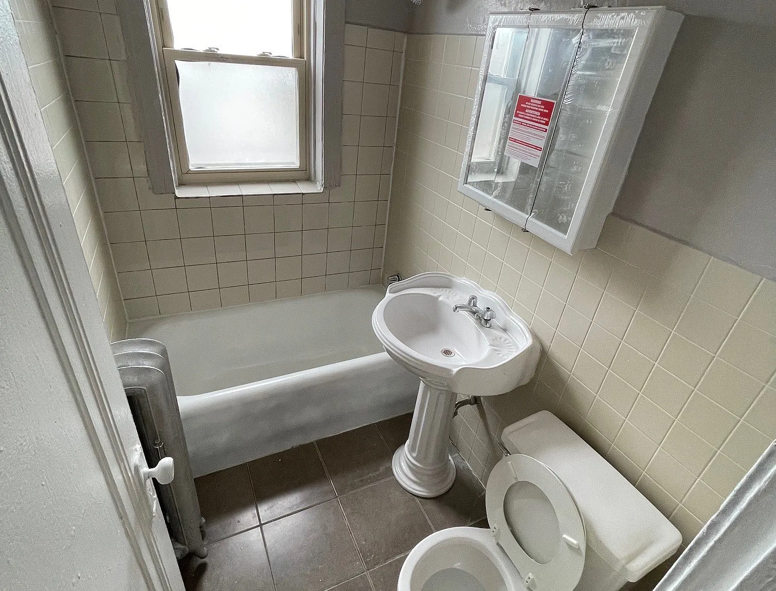 1 bed, $1,050 — Photo 1