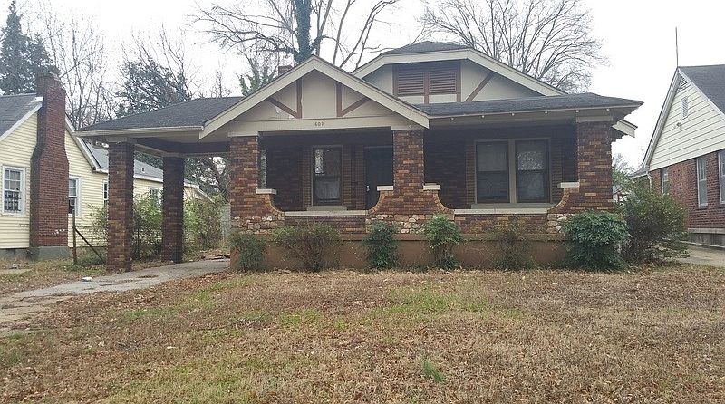 1st image of 609 E Frank Ave