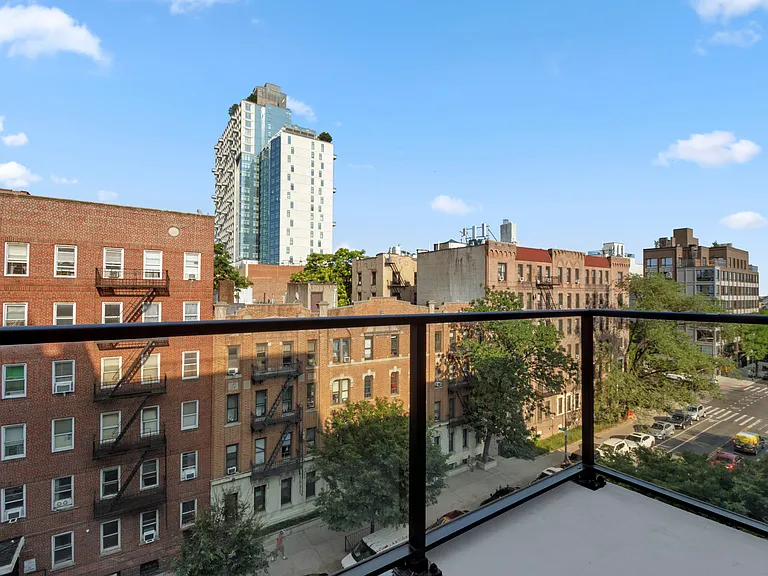 2100 Bedford Ave #6C — Photo 11