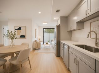 858 S Bedford St #100, Los Angeles, CA 90035