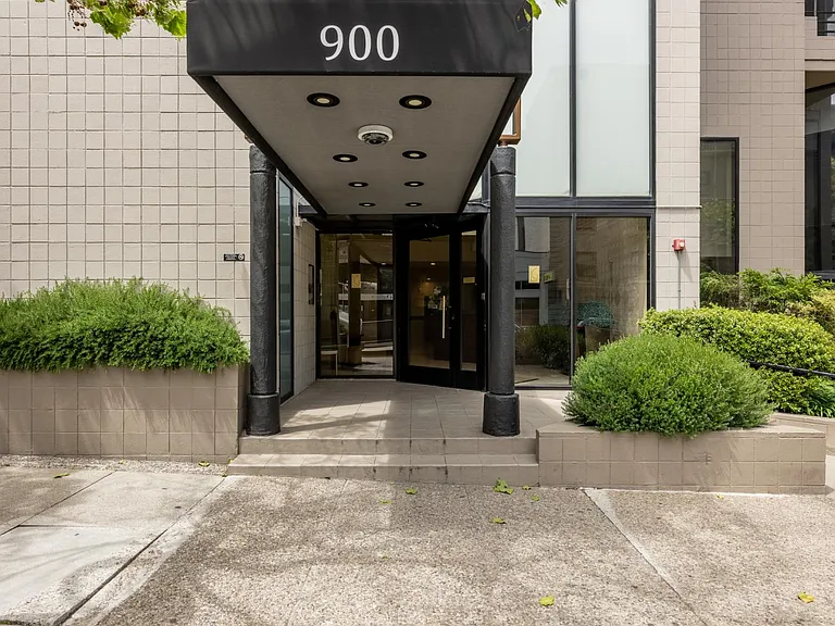 900 Bush St #213 — Photo 28