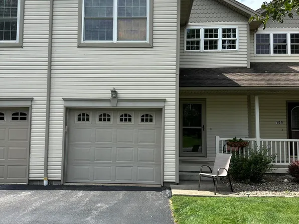 107 Augusta Dr, Hollidaysburg, PA 16648