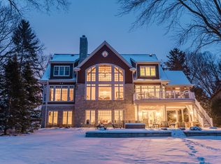 2503 Nagawicka Rd, Hartland, WI 53029