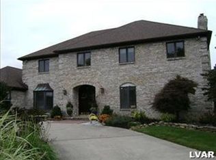 900 Macada Rd, Bethlehem, PA 18017