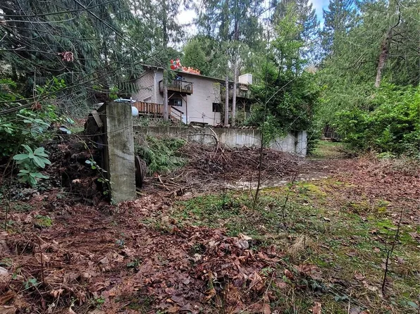 5062 NW El Camino Boulevard, Bremerton, WA 98312