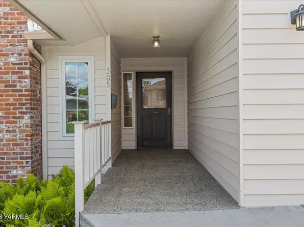 305 N 37th Ave, Yakima, WA 98902