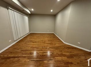 4752 S Michigan Ave, Chicago, IL 60615