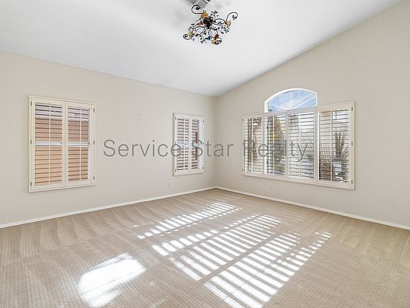 5th image of 2540 E Cathedral Rock Dr