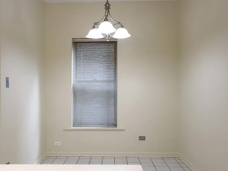918 W Buena Ave #1 — Photo 19