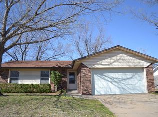 3220 S Ash Ct, Broken Arrow, OK 74012