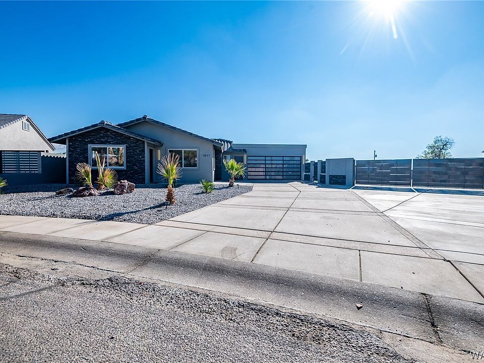 1st image of 1837 E Boulder Creek Way