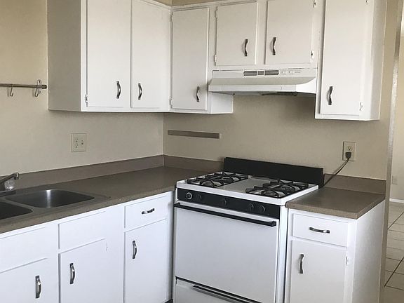 4th image of 3213 Alta Monte Ave NE #4
