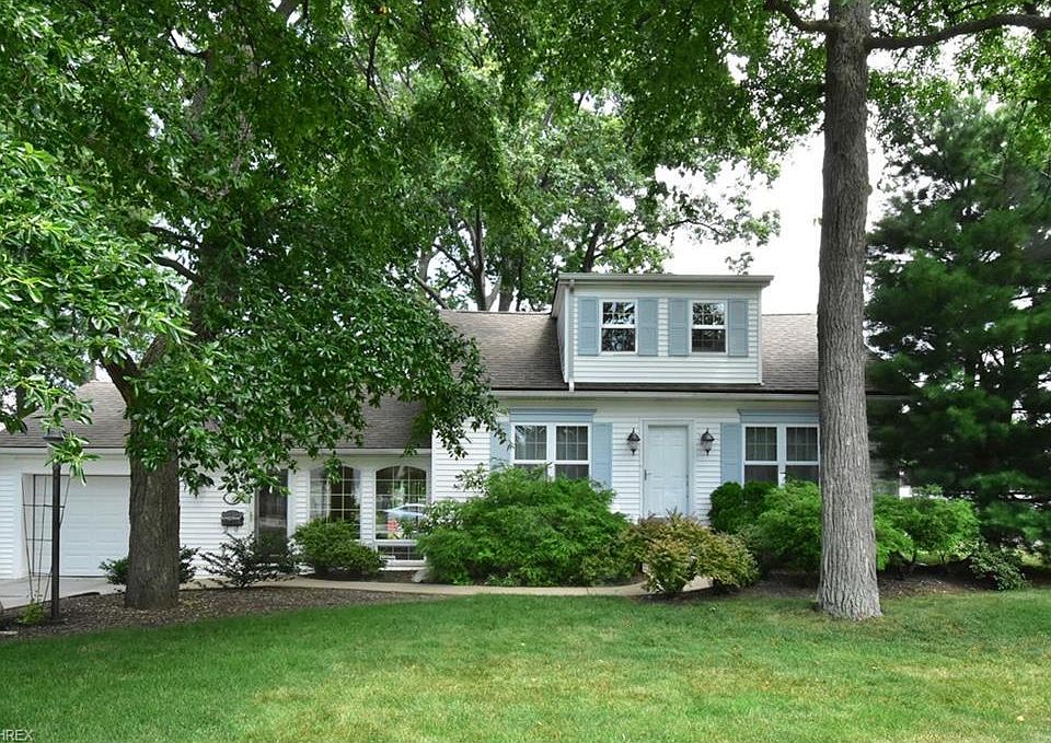 1st image of 159 Mull Ave