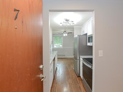 96 Main St APT F7, Foxboro, MA, 02035
