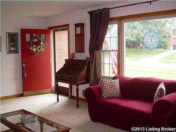 4th image of 12212 Meadow Ln