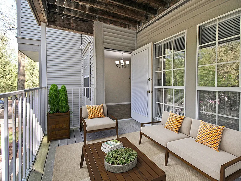 Woodland Valley Apartments — Photo 17
