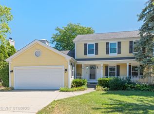 953 Shady Tree Ln, Wheeling, IL 60090