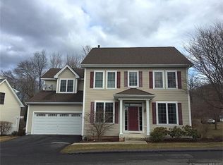 2 Jefferson Ln, Southbury, CT 06488