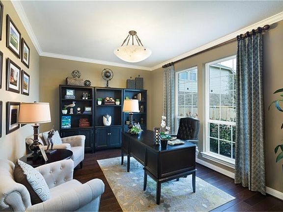 3rd image of 5914 Green Meadows Ln