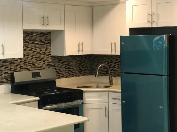 580 Leland Ave, Bronx, NY 10473