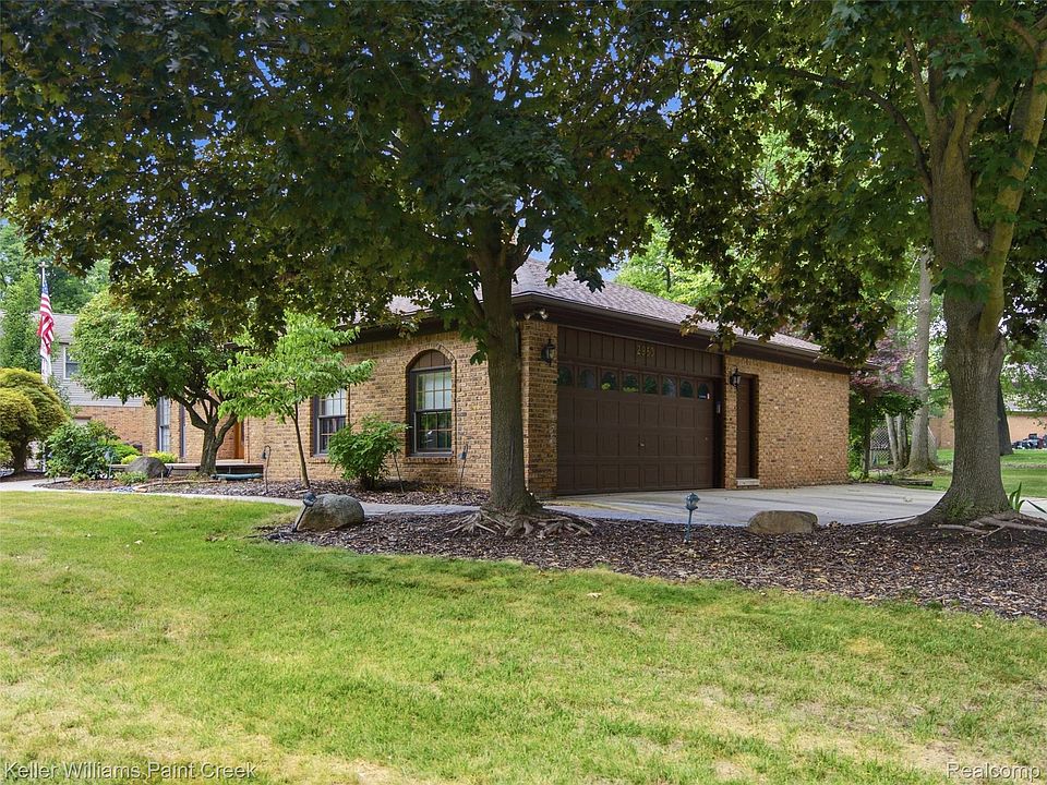 2950 Leyton Ct, photo 3