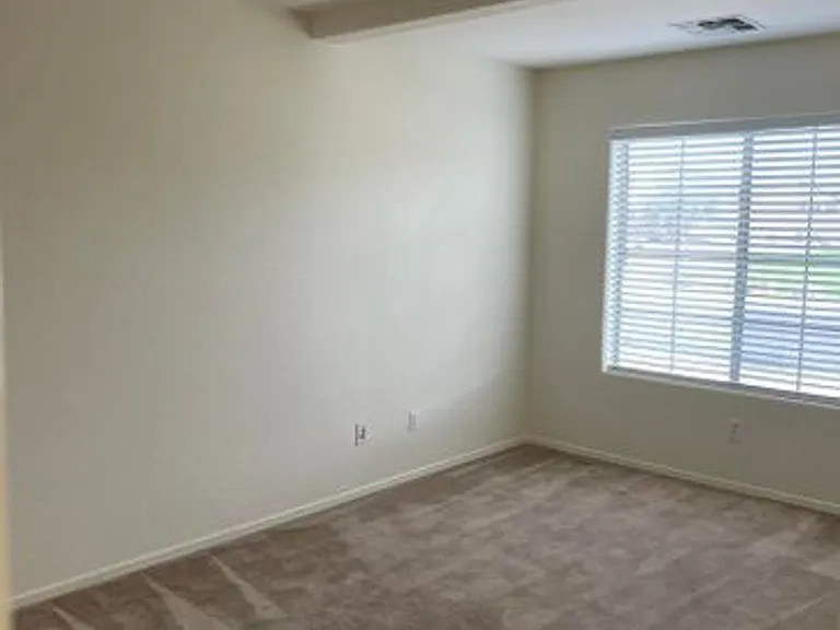 42114 N 44th Dr — Photo 5