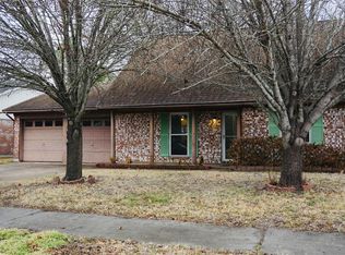 16119 White Star Dr, Houston, TX 77062