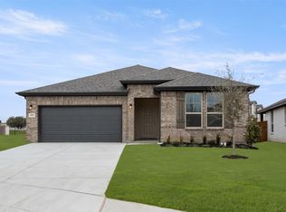 103 Manchester Dr, Cleburne, TX 76031