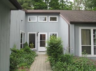 32 E Knoll #32, Rhinebeck, NY 12572