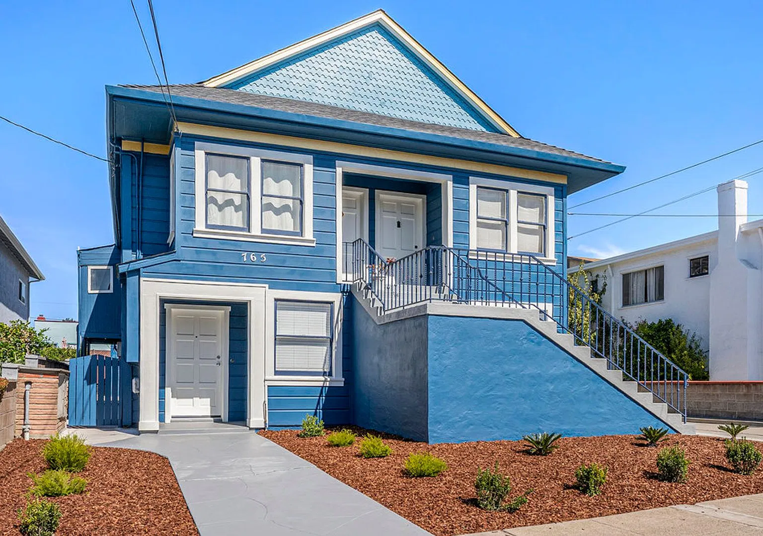 765 Taylor Ave #A - 1 bedroom | 1 bath | Lower unit — Photo 1