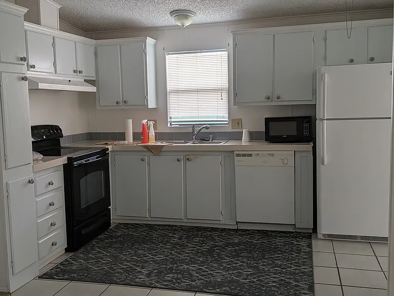 5246 Ixora St — Photo 15